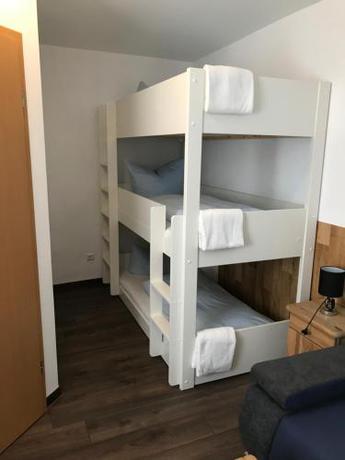 Imagen de la habitación del Hotel Guntia. Foto 10