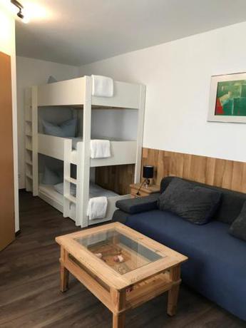 Imagen de la habitación del Hotel Guntia. Foto 11