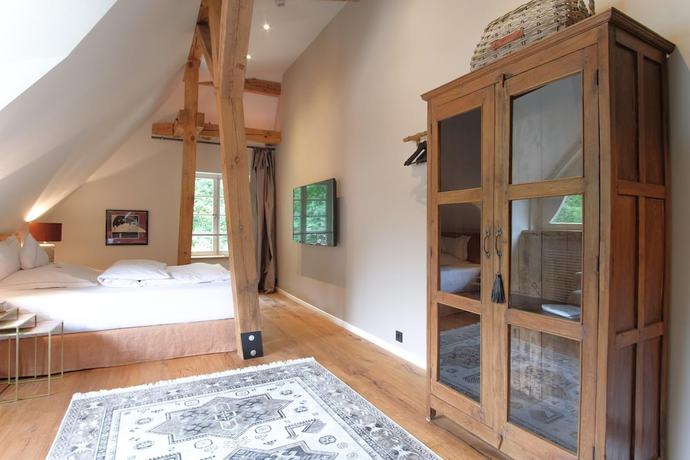 Imagen de la habitación del Hotel Gut Thansen. Foto 13