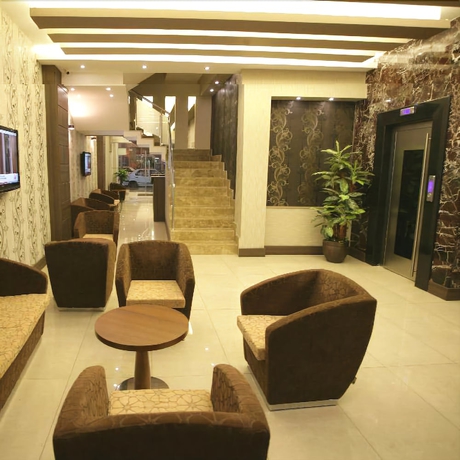 Imagen de los interiores del Hotel Guven. Foto 17