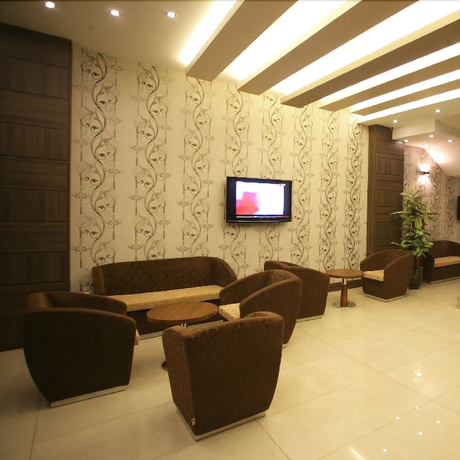 Imagen de los interiores del Hotel Guven. Foto 18