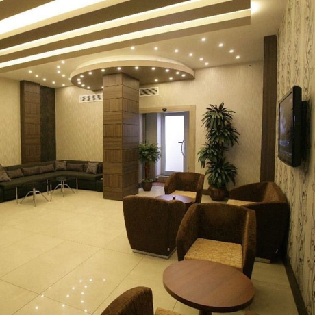 Imagen de los interiores del Hotel Guven. Foto 19