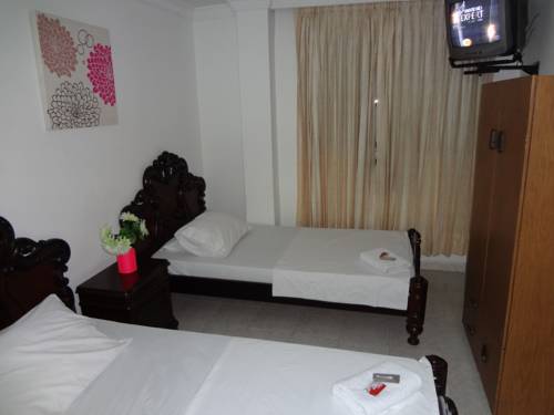 Imagen de la habitación del Hotel H21. Foto 5