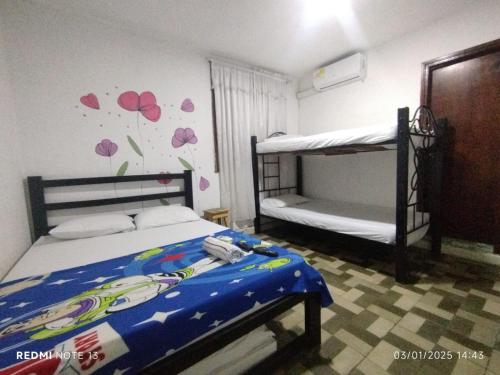 Imagen de la habitación del Hotel HB. Foto 17