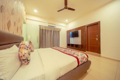 Imagen de la habitación del Hotel HSR View Inn - Sahastradhara IT Park. Foto 19