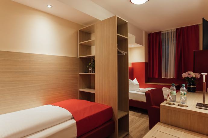 Imagen de la habitación del Hotel Hamburger Perle. Foto 4