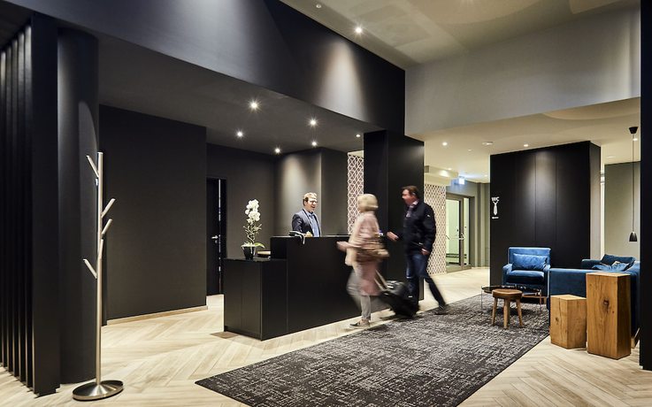 Imagen de los interiores del Hotel Hansa. Foto 16