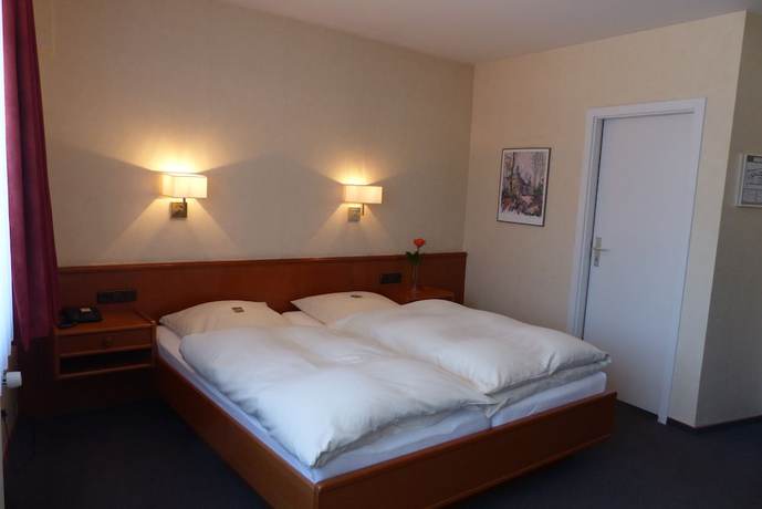 Imagen de la habitación del Hotel Hansa. Foto 6