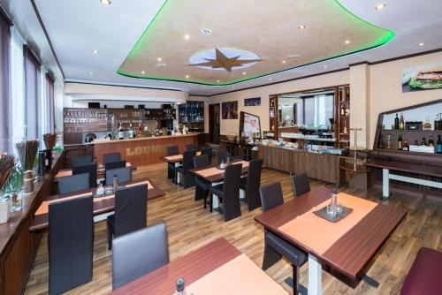 Imagen general del Hotel Hanseat. Foto 5