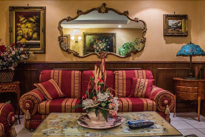 Imagen de los interiores del Hotel Happy Days. Foto 19