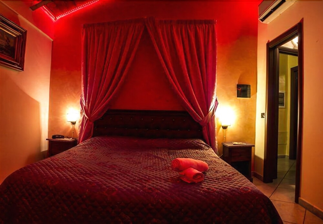 Imagen de la habitación del Hotel Happy Days. Foto 8