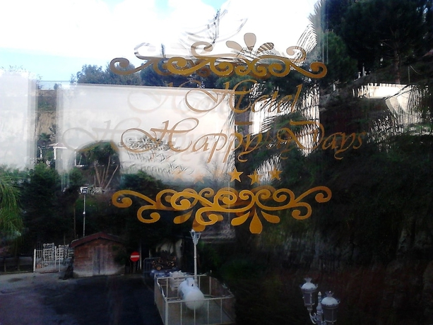 Imagen de la habitación del Hotel Happy Days. Foto 10