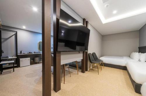Imagen general del Hotel Harbor. Foto 16