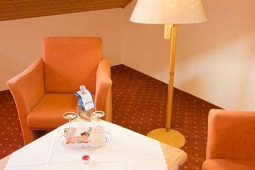 Imagen de la habitación del Hotel Harlesiel. Foto 16