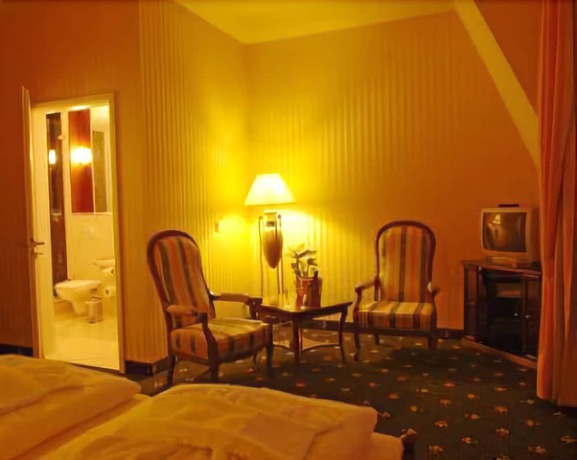 Imagen de la habitación del Hotel Harmonie. Foto 10