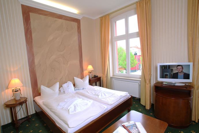 Imagen de la habitación del Hotel Harmonie. Foto 16