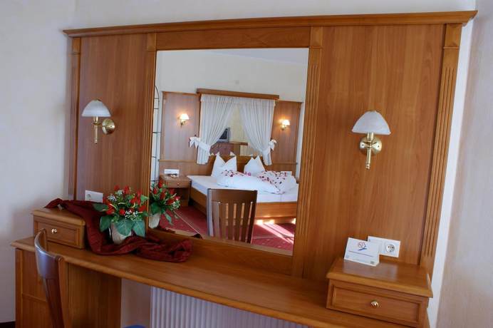 Imagen de la habitación del Hotel Haslbach FGZ, Thanhof. Foto 3