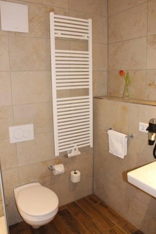 Imagen de la habitación del Hotel Häußler. Foto 14