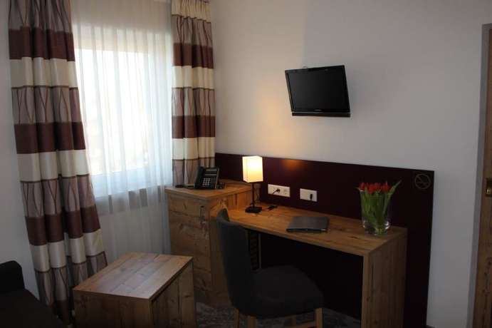 Imagen de la habitación del Hotel Häußler. Foto 15