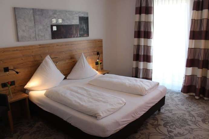 Imagen de la habitación del Hotel Häußler. Foto 17