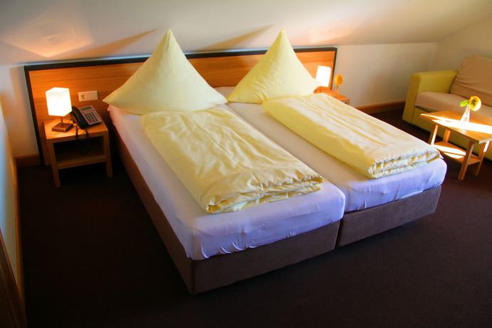 Imagen de la habitación del Hotel Häußler. Foto 18