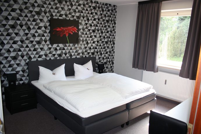 Imagen de la habitación del Hotel Haus Hubertus. Foto 11