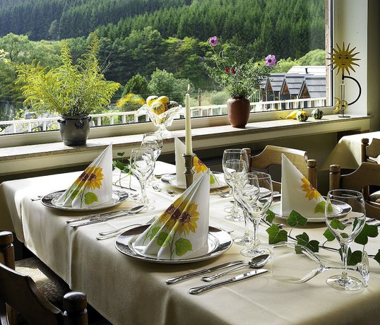 Imagen del bar/restaurante del Hotel Haus Kylltal. Foto 3