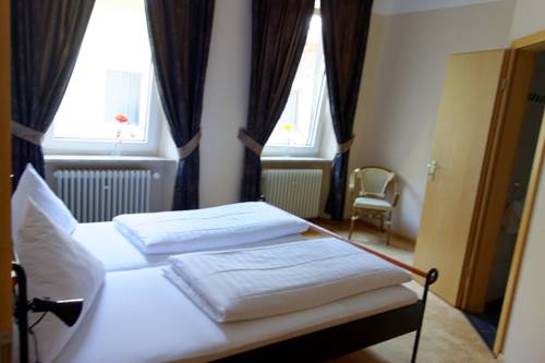 Imagen de la habitación del Hotel Haus Sonnschein. Foto 2