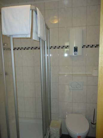 Imagen de la habitación del Hotel Haus Sonnschein. Foto 13