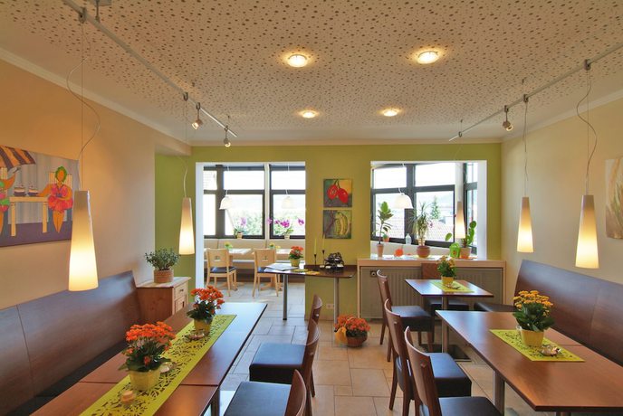 Imagen del bar/restaurante del Hotel Haus am Berg. Foto 5