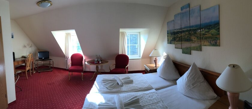 Imagen de la habitación del Hotel Heiderose. Foto 10