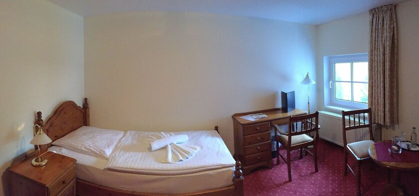 Imagen de la habitación del Hotel Heiderose. Foto 13