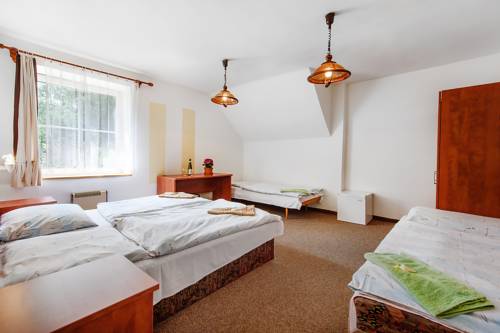 Imagen de la habitación del Hotel Hela. Foto 9