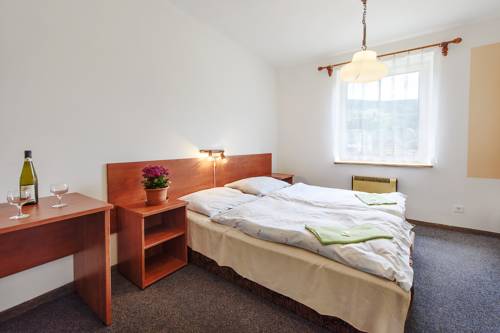 Imagen de la habitación del Hotel Hela. Foto 10