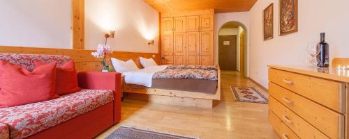 Imagen de la habitación del Hotel Hello. Foto 5
