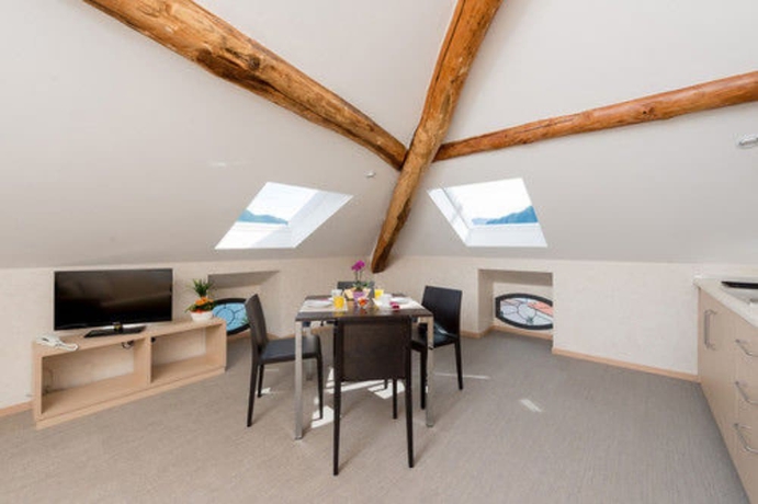 Imagen de la habitación del Hotel Helvetia. Foto 5