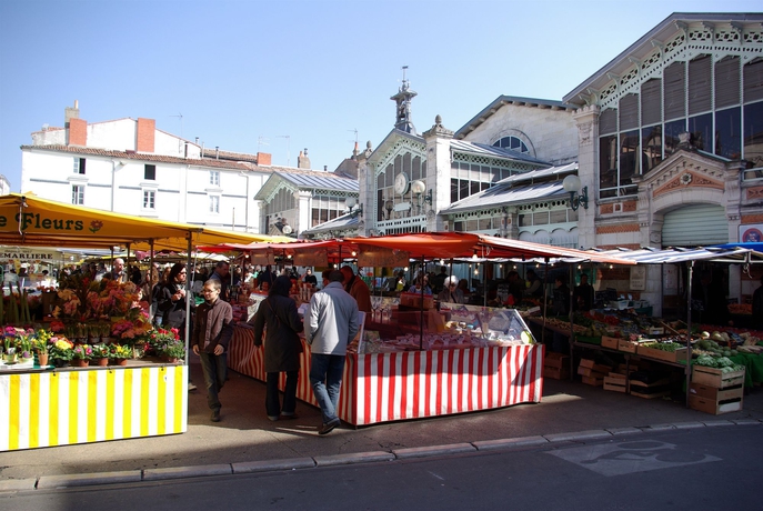 Imagen de los exteriores del Hotel Henri Iv. Foto 14