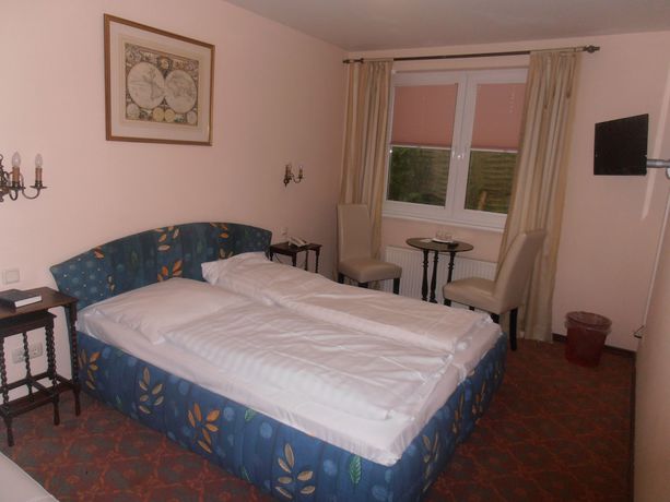 Imagen de la habitación del Hotel Hesse. Foto 8