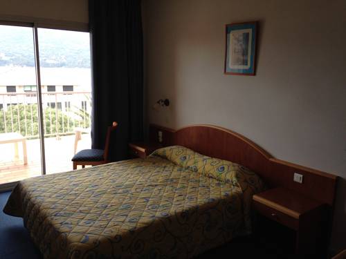 Imagen de la habitación del Hotel Hibiscus, Propriano. Foto 13