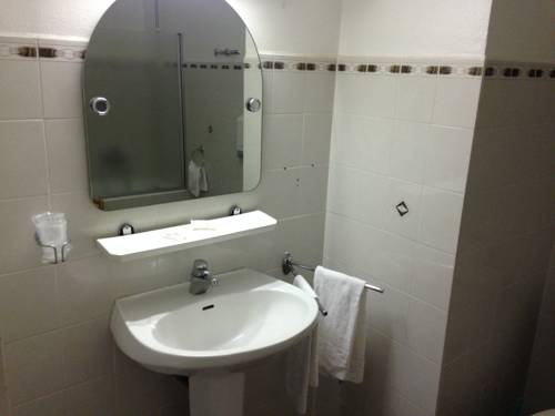 Imagen de la habitación del Hotel Hibiscus, Propriano. Foto 15