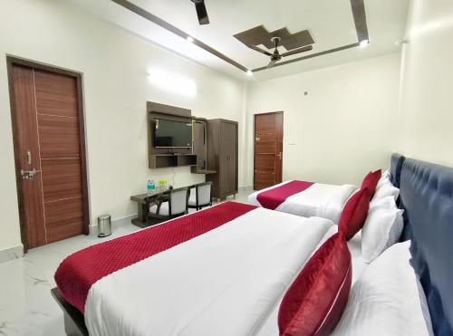 Imagen de la habitación del Hotel Hill River View Resort. Foto 15