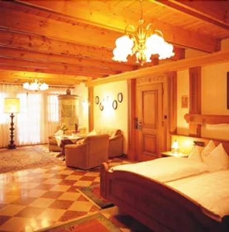 Imagen de la habitación del Hotel Hirsch, Bad Peterstal-Griesbach. Foto 9