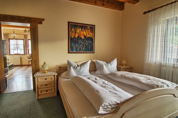 Imagen de la habitación del Hotel Hirsch, Bad Peterstal-Griesbach. Foto 13