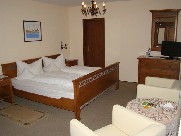 Imagen de la habitación del Hotel Hirsch, Bad Peterstal-Griesbach. Foto 16