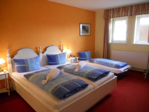 Imagen de la habitación del Hotel Hirsch, Sinsheim. Foto 6