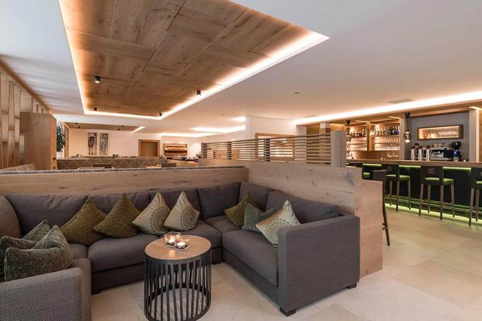 Imagen del bar/restaurante del Hotel Hofbrunn. Foto 6