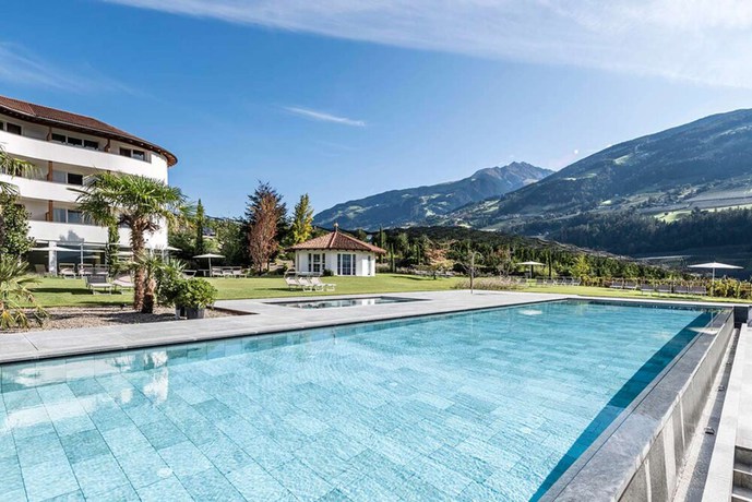 Imagen de los exteriores del Hotel Hofbrunn. Foto 12