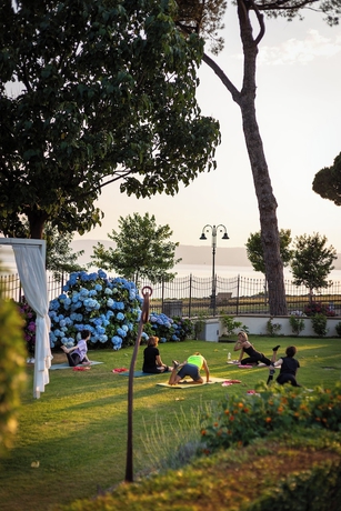 Imagen de los interiores del Hotel Holiday, Bolsena. Foto 14