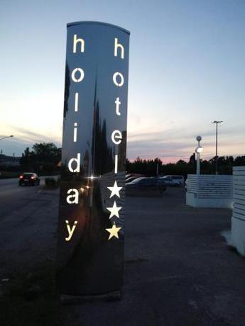 Imagen general del Hotel Holiday, Vasto. Foto 8