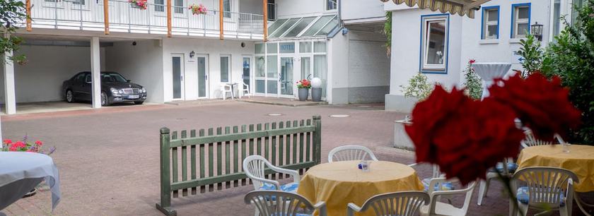 Imagen de los exteriores del Hotel Holl&auml;ndischer Hof. Foto 10